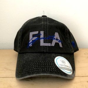 Women adjustable University of Florida Gators worn look cap